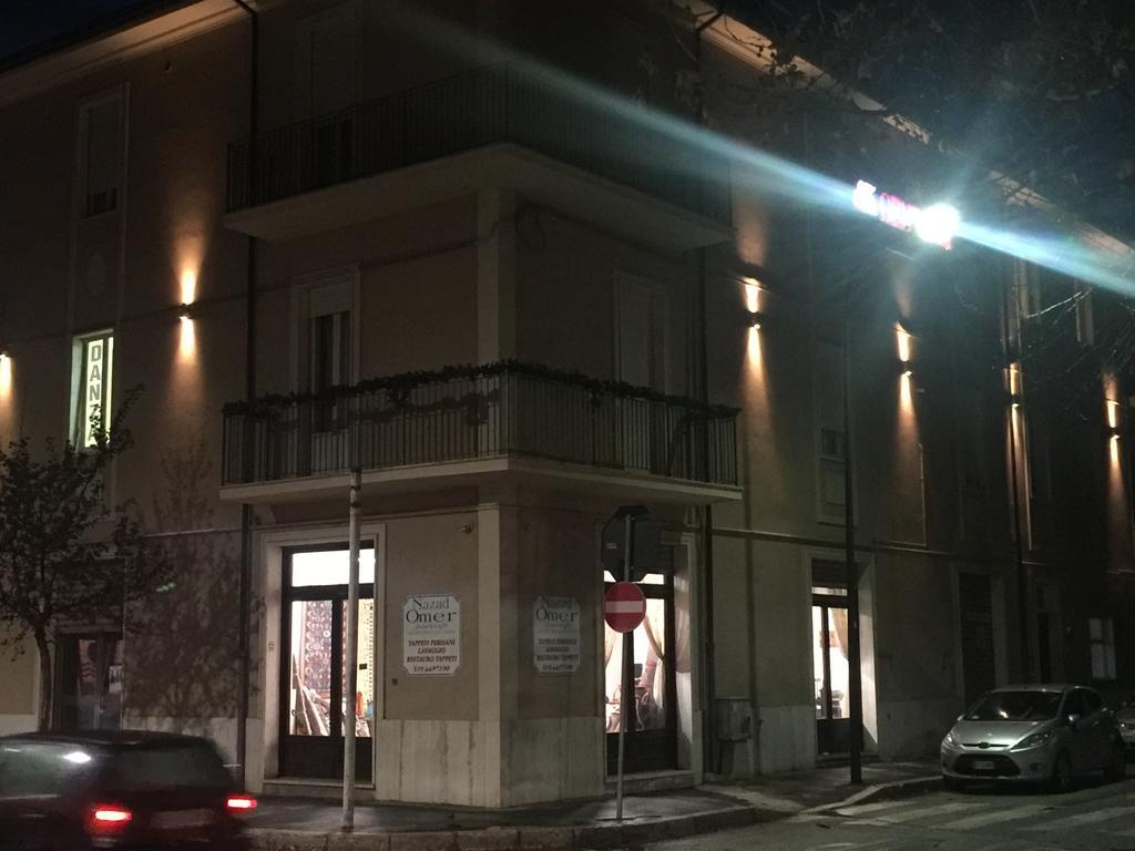 مبيت وإفطار أفيتسانو Casina Dei Marsi المظهر الخارجي الصورة